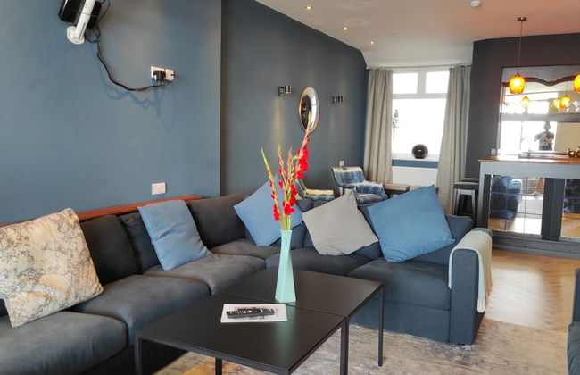 Onyx House - Photo 23