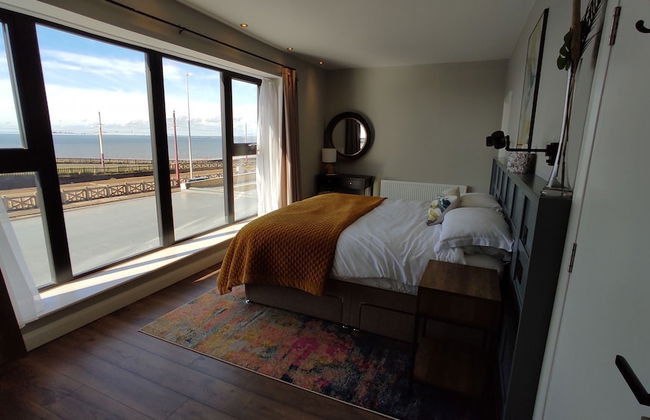 Onyx House - Photo 2