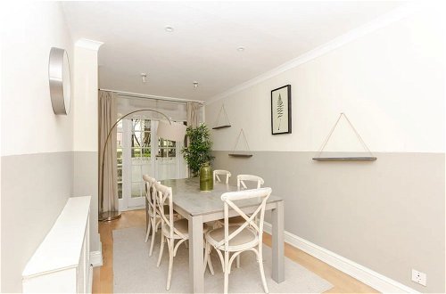 Foto 30 - Beautiful 5 Bedroom Home With Garden in South Kensington