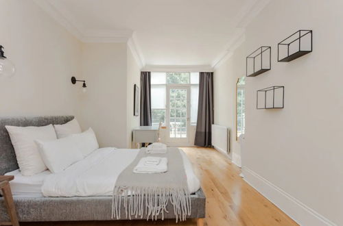 Foto 16 - Beautiful 5 Bedroom Home With Garden in South Kensington