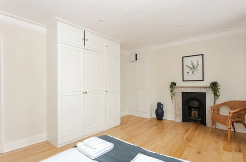 Foto 12 - Beautiful 5 Bedroom Home With Garden in South Kensington