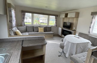 Photo 3 - Beautiful 3-bed Caravan Situated on Lakeland Haven