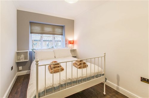 Photo 2 - Luxury London Apartment 5-double rooms