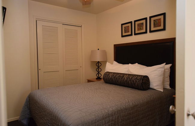 GetAways at the Lodge at Kingsbury Crossing - Photo 3