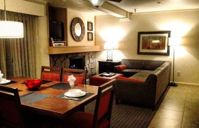 GetAways at the Lodge at Kingsbury Crossing - Photo 8