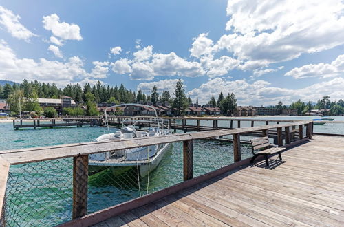 Photo 46 - Lakefront Townhouse-minutes to ski in Heavenly