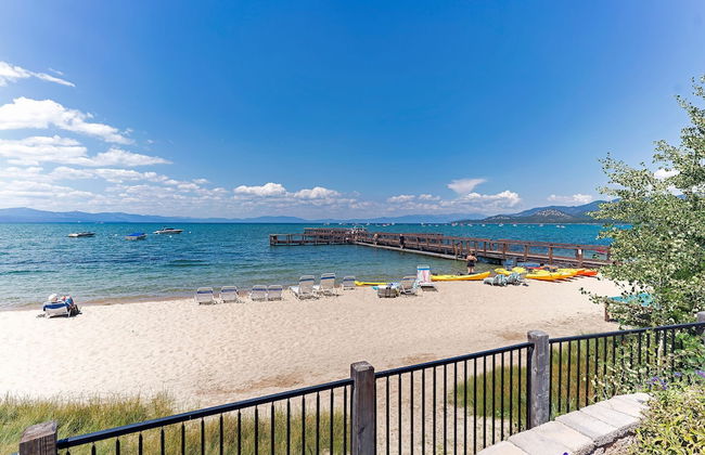 Lakefront Townhouse-minutes to ski in Heavenly - Photo 38
