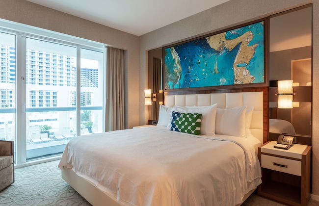 Charming Beachfront Condo With Large Balcony - Foto 2