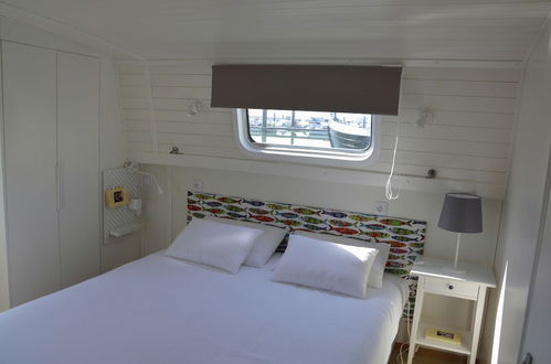 Photo 3 - Tagus Marina - Houseboat