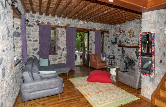 Peaceful Villa With Private Pool and Garden in Fethiye - Foto 9