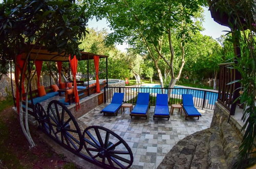 Foto 16 - Peaceful Villa With Private Pool and Garden in Fethiye