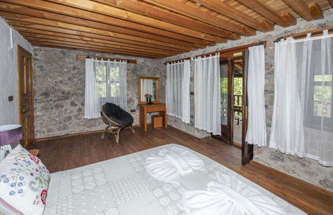 Peaceful Villa With Private Pool and Garden in Fethiye - Foto 13