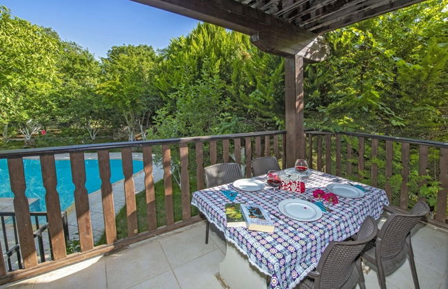 Peaceful Villa With Private Pool and Garden in Fethiye - Foto 3