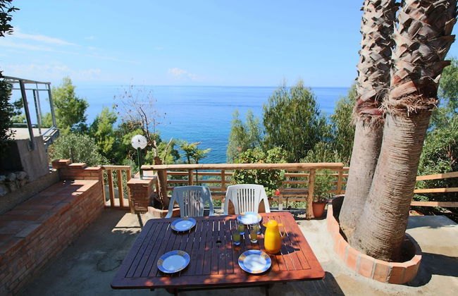 Cozy Holiday Home in Ricadi near Sea - Foto 1