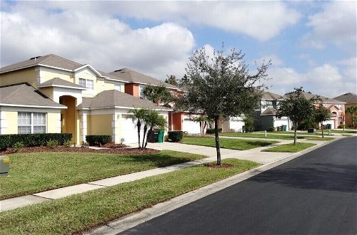 Foto 55 - 5 Beds With Private Pool Near Disney Parks 4703 5 Bedroom Home by RedAwning