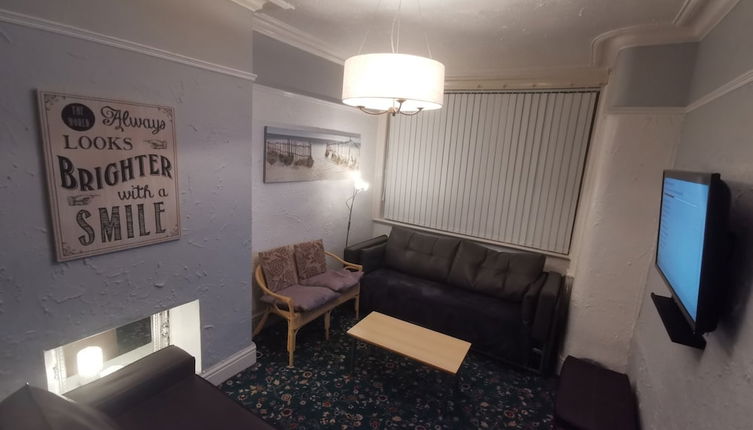 Photo 1 - 6 Person - 1 - Bed Apartment in Blackpool