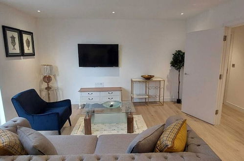 Photo 29 - 2 Bed Property Close to Heathrow Airport