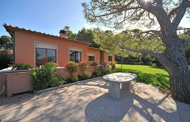 Villa Enfola - Foto 1