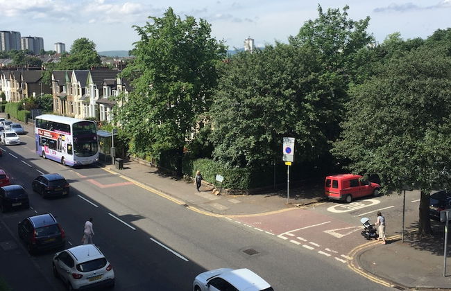 Great Location 2 Bedroom Scotstoun Flat - Photo 19