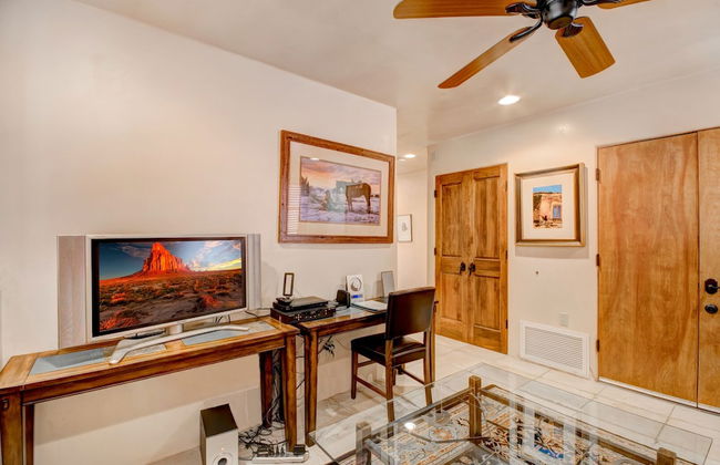 El Corazon de Santa Fe - Photo 10