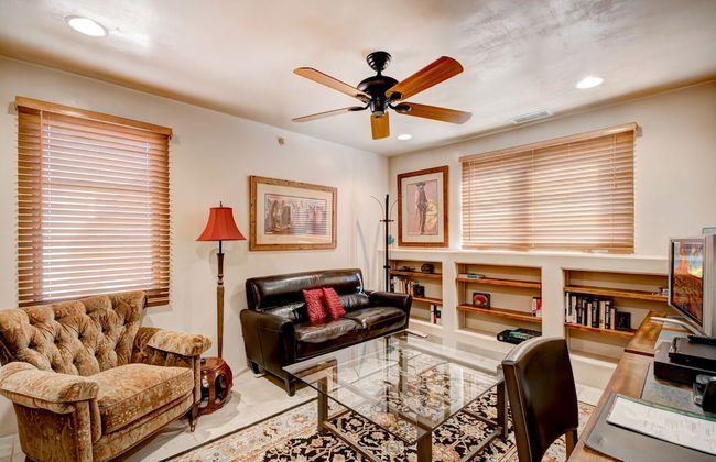 El Corazon de Santa Fe - Photo 5