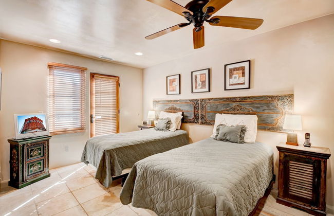 El Corazon de Santa Fe - Photo 16