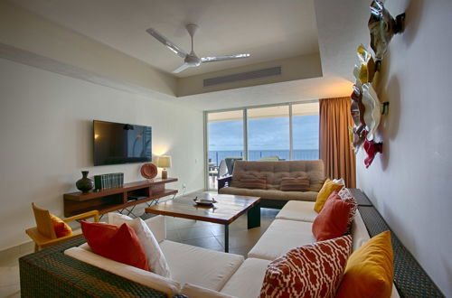 Photo 11 - Wake Up To Sounds Of The Ocean Condo