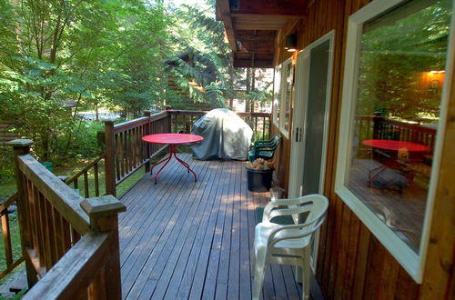 Photo 36 - 32MBR - BBQ - Pets Ok - Wood Stove - Sleeps 7