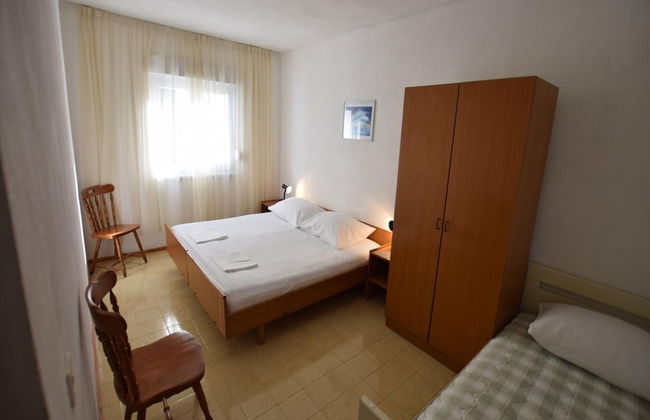 Spacious Apartment With Terrace, Near the Beach - Photo 4