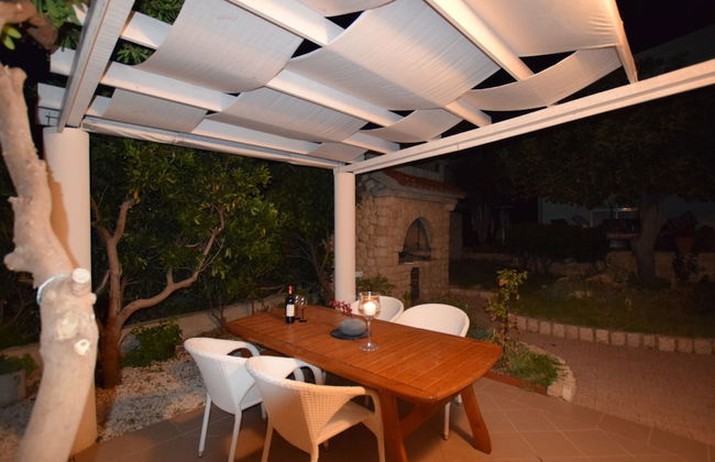 Comfortable Apartment With Balcony and Outdoor Kitchen - Photo 10