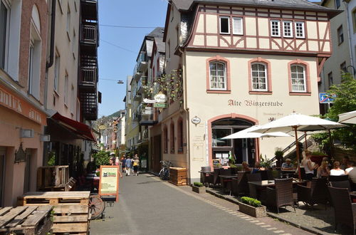 Photo 25 - Lovely Modern Apartment, Near the Mosel, Shops and Restaurants