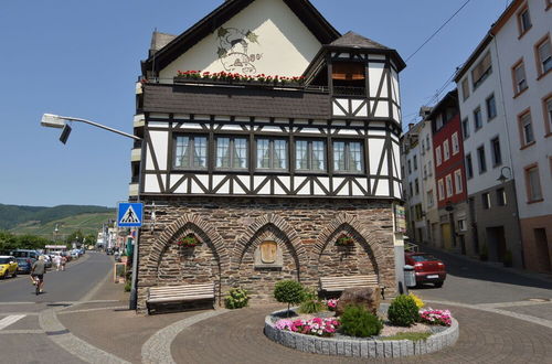 Photo 22 - Lovely Modern Apartment, Near the Mosel, Shops and Restaurants