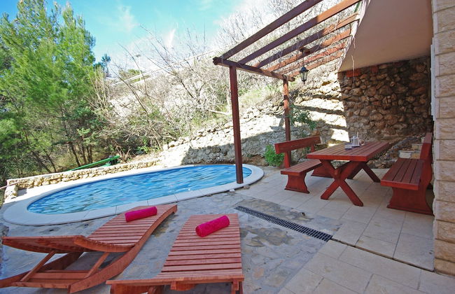 House Ivan - Photo 17