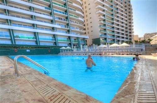 Foto 6 - Luxury Apartment inc Pool Views