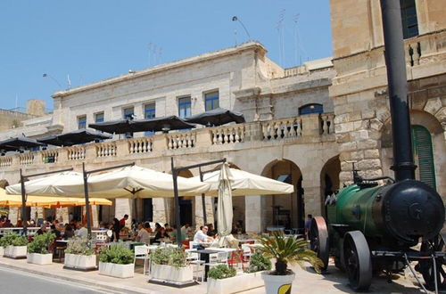 Photo 24 - Traditional Maltese Townhouse Roof Terrace and Views