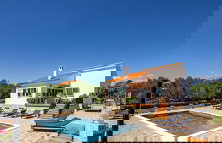 Foto 1 - Modern Countryside Villa Near the Sea, Private Swimming Pool, Lovely Guesthouse