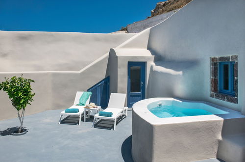 Photo 37 - Luna Santorini Suites