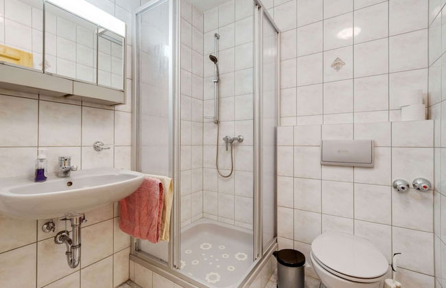 Apartment With all Amenities, Garden and Sauna - Foto 19