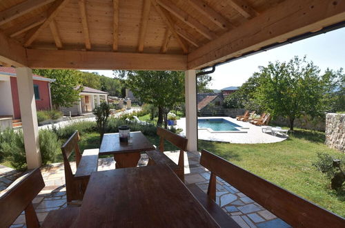 Foto 13 - Luxurious Villa With Private Pool in Trilj, Dalmatia