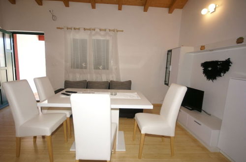 Foto 11 - Luxurious Villa With Private Pool in Trilj, Dalmatia