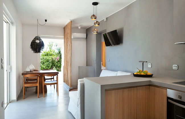 Elisa Seaside Luxury Suite Private hot Tub, Beach - Foto 5