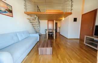 Foto 1 - A7 - apt With 2 Balconies, 5 min Walking to Beach