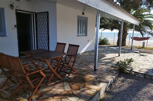 Photo 24 - a Front Beach Cottage in a Protected Area