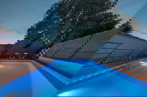 Foto 1 - Holiday Home in Drnis With Pool & Etnoland