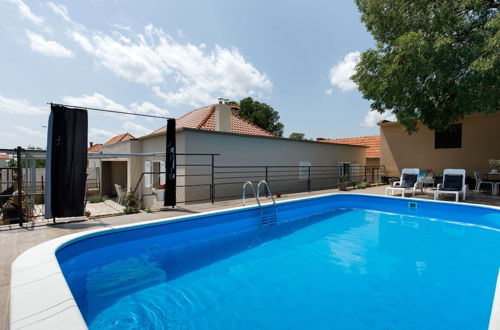 Photo 13 - Charming Holiday Home With Private Swimming Pool big Terrace, Near National Park