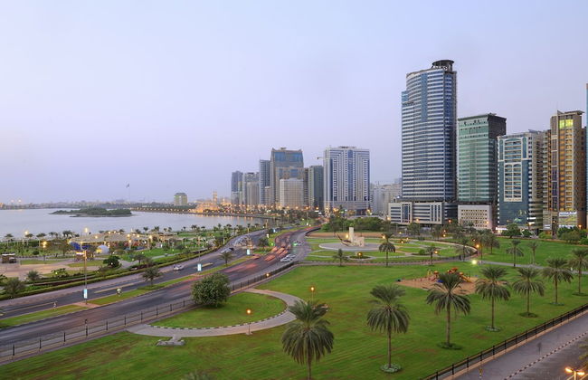 Al Majaz Premiere Hotel Apartment - Photo 41