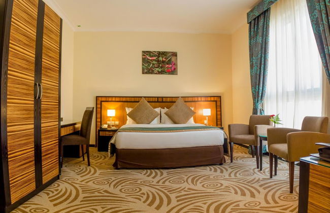 Al Majaz Premiere Hotel Apartment - Photo 15