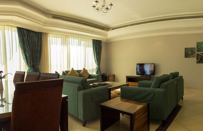 Al Majaz Premiere Hotel Apartment - Photo 25