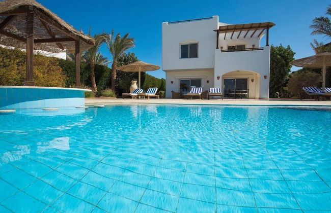 Charming Villa in El Gouna with Pool - Foto 10