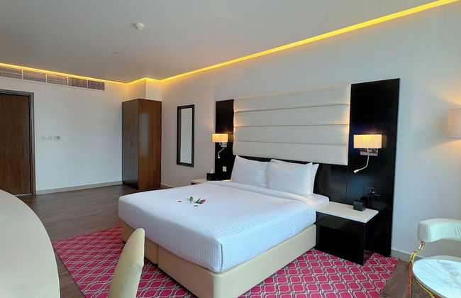 Emirates Grand Hotel - Foto 14